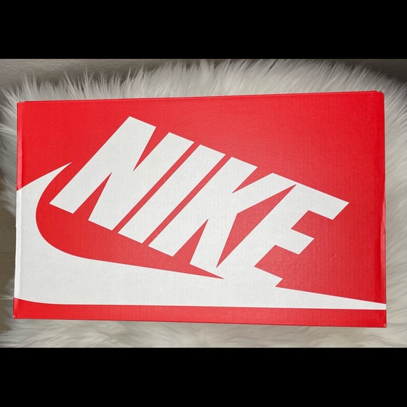 🟥💙🟨New in Box- Women's Nike Dunk High Up Varsity Maize size 6.5 - Picture 5 of 10